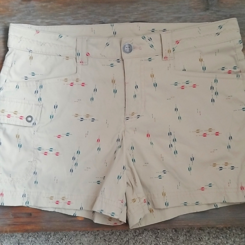 Eddie Bauer Horizon One Cargo Shorts Arrow Print Nylon Tan UPF 50 Womens 6